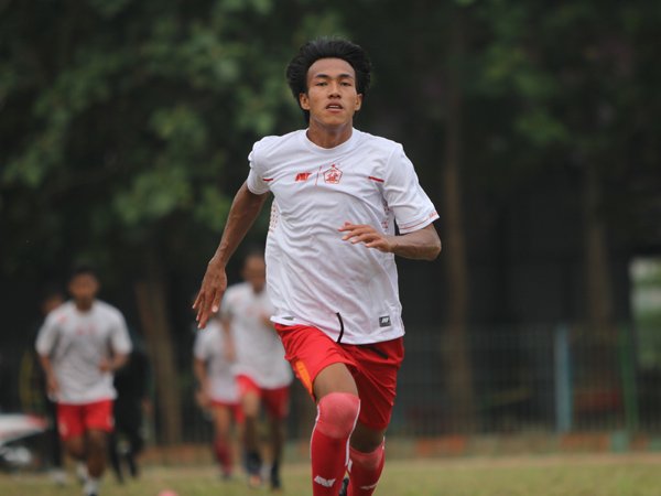 Eks pemain timnas Indonesia U-19 Yudha Febrian mulai berlatih bersama Persik Kediri