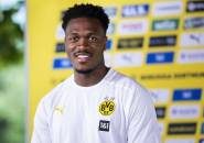 Milan Lirik Peluang Rekrut Bek Tengah Dortmund Dan-Axel Zagadou
