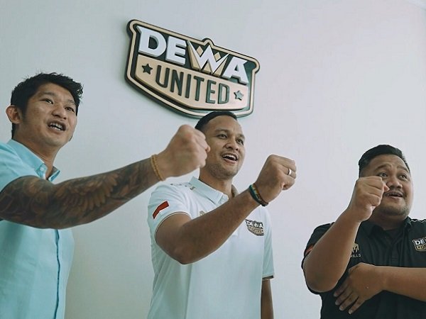 Kaleb Ramot Gemilang resmi gabung Dewa United Surabaya. (Images: Dewa United Surabaya)
