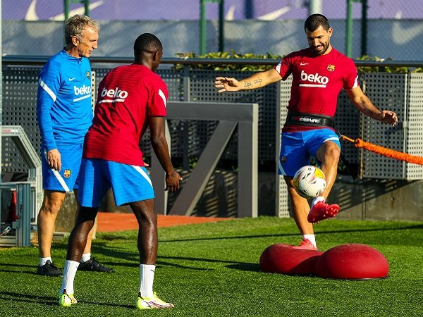 Sergio Aguero dan Ousmane Dembele berlatih bersama Barcelona lagi.