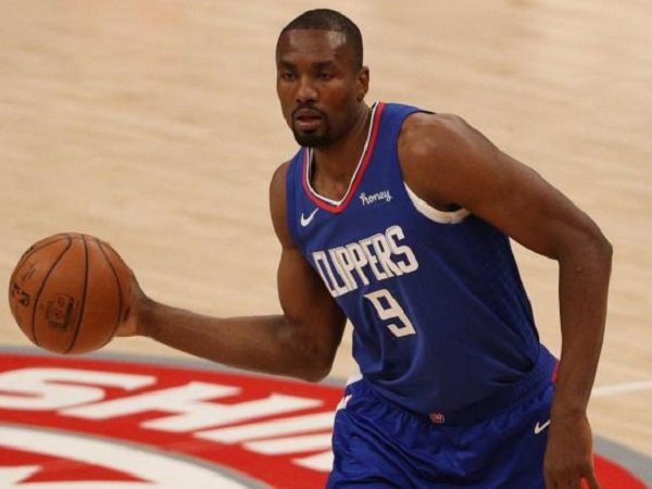 Center Los Angeles Clippers, Serge Ibaka. (images: Getty)