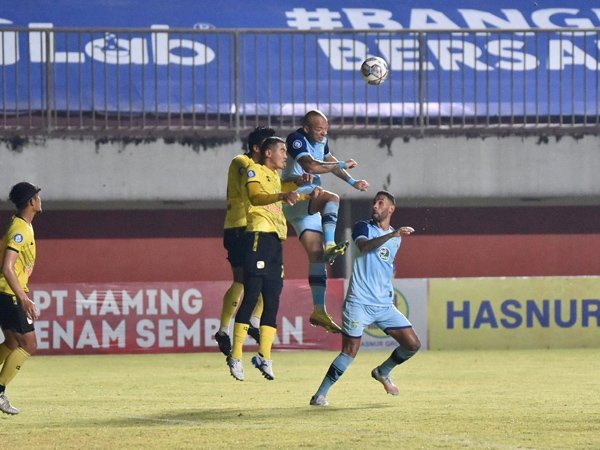 Penyerang Persela Lamongan, Ivan Carlos diminta Iwan Setiawan lebih tajam