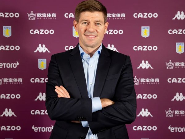 Manajer Aston Villa, Steven Gerrard.