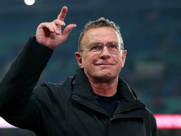 Ralf Rangnick ditunjuk sebagai manajer sementara Manchester United