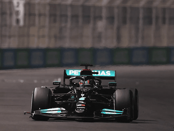 Lewis Hamilton rajai balapan F1 GP Arab Saudi.