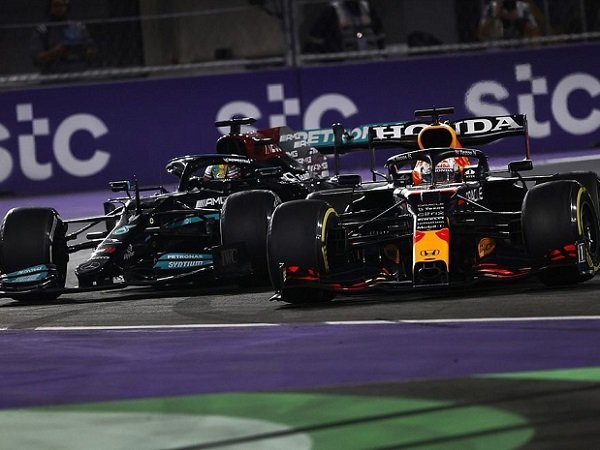 Mercedes, Lewis Hamilton, Red Bull, Max Verstappen