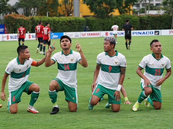 Asnawi Mangkualam merayakan gol pertama timnas Indonesia ke gawang Laos