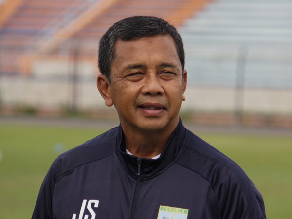 Pelatih Persela Lamongan, Jafri Sastra