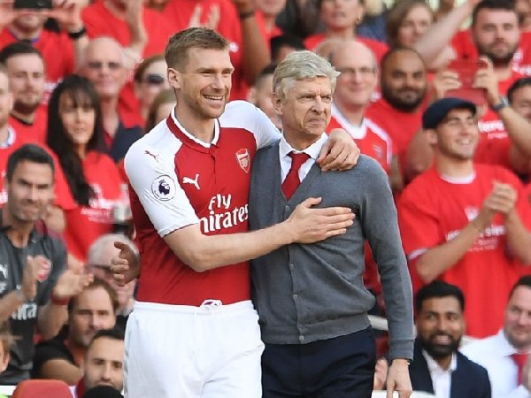 Per Mertesacker kritik perekrutan Arsenal selepas kepergian Arsene Wenger