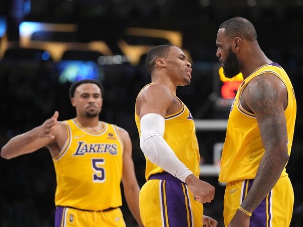 LeBron James beberkan kunci sukses Lakers bisa meraih 4 kemenangan beruntun.