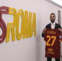 AS Roma Resmikan Transfer Peminjaman Kapten FC Porto