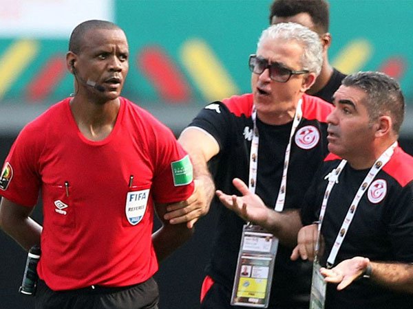 Laga Tunisia vs Mali ricuh karena wasit akhiri laga sebelum 90 menit