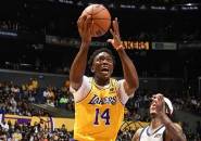 Stanley Johnson Bantu Lakers Mengalahkan Jazz
