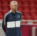 Arsene Wenger Tak Tutup Kemungkinan Gabung PSG