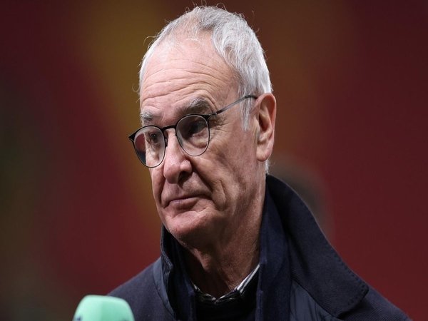 Claudio Ranieri resmi dicopot oleh Watford setelah gagal membawa tim keluar dari zona degradasi / via Getty Images