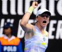 Hasil Australian Open: Iga Swiatek Bertahan Sekuat Tenaga Demi Semifinal