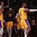 LeBron James Kembali "Gendong" Lakers untuk Kalahkan Nets