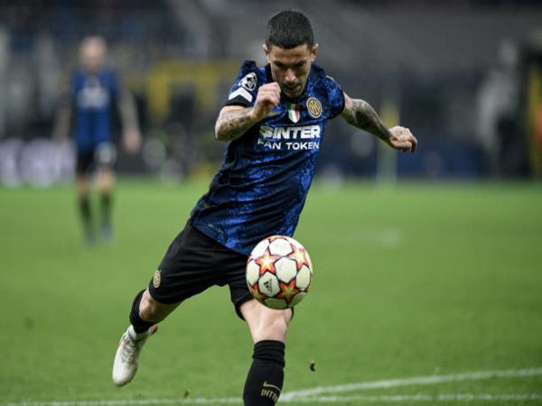 Inter Milan resmi meminjamkan Stefano Sensi ke Sampdoria hingga musim 2021/22 berakhir / via Getty Images