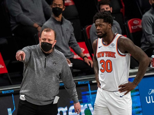 New York Knicks mulai khawatirkan masa depan Tom Thibodeau.