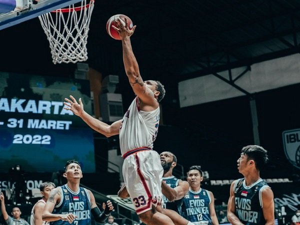 Pemain asing Pelita Jaya Basketball Jakarta, Dior Lowhron . (Images: IBL)