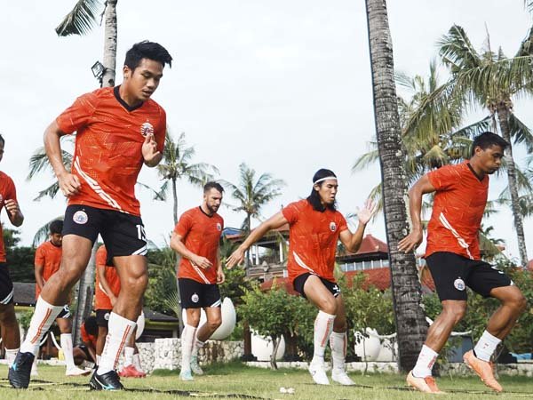 Latihan skuat Persija Jakarta jelang pertandingan kontra PSM Makassar