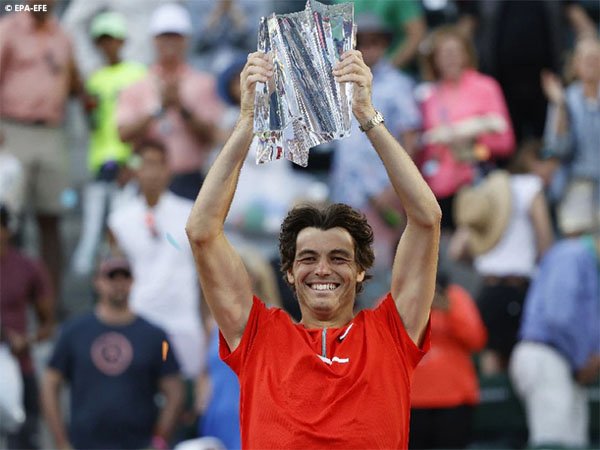 Taylor Fritz sabet gelar Masters pertama di Indian Wells usai permalukan Rafael Nadal