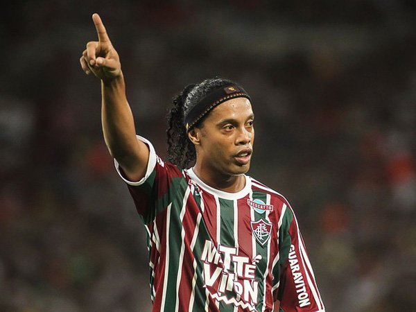 Ronaldinho resmi bergabung dengan Rans Cilegon FC