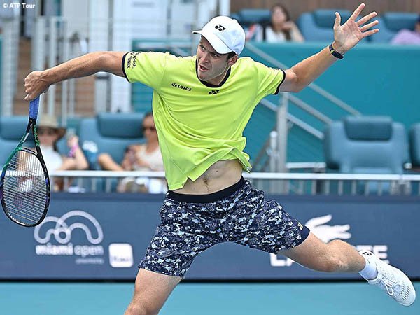 Daniil Medvedev tak kuasa bendung laju Hubert Hurkacz menuju semifinal Miami Open 2022