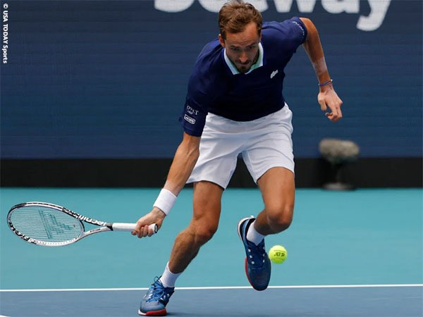 Daniil Medvedev bagikan kabar tak menyenangkan jelang musim clay-court