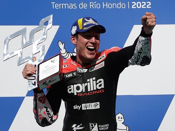 Jorge Lorenzo angkat topi untuk Aleix Espargaro yang menang di GP Argentina.