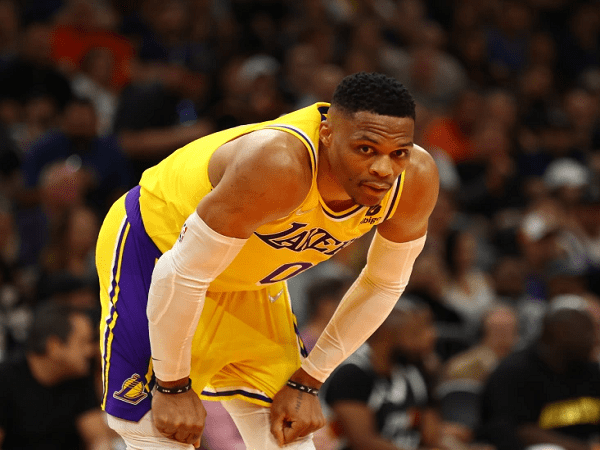 Russell Westbrook disebut tidak betah bermain bagi Lakers.