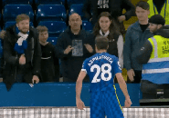 Cesar Azpilicueta Buka Suara Soal Keributannya dengan Suporter Chelsea