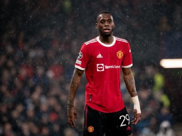 Crystal Palace pertimbangkan untuk rekrut Aaron Wan-Bissaka dari MU