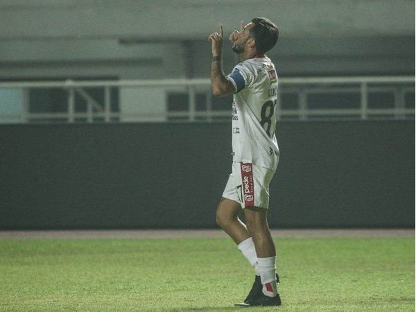 Stefano Lilipaly tinggalkan Bali United
