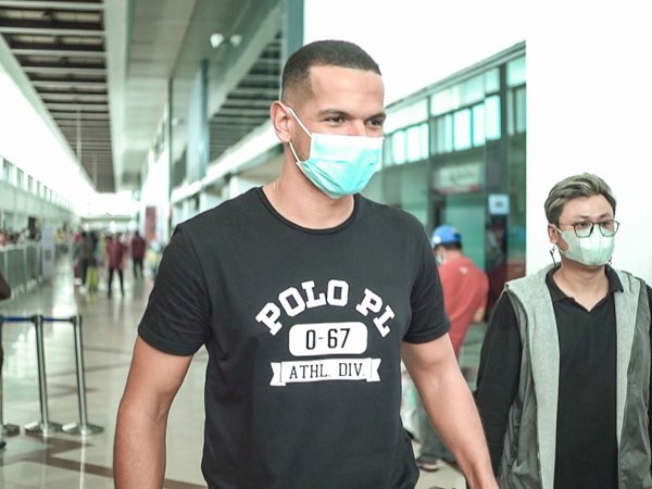 Pemain asing Persebaya Surabaya, Leo Lelis tiba di Surabaya