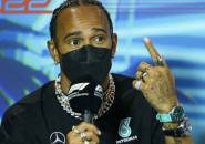 Bandel, Lewis Hamilton Enggan Patuhi Larangan Penggunaan Perhiasan  