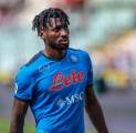 Napoli Segera Permanenkan Zambo Anguissa dari Fulham