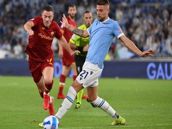 Lazio dan Roma bersaing amankan peringkat kelima