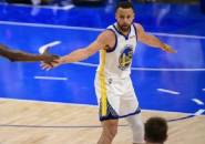 Curry Mengaku Angkat Topi Lihat Penampilan Mavericks