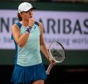 Hasil French Open: Iga Swiatek Tak Beri Banyak Peluang Kepada Alison Riske