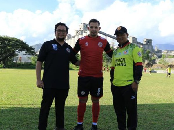Semen Padang FC rekrut Silvi Escobar