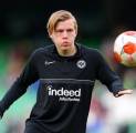 Milan Konfirmasi Hauge Resmi Rampungkan Transfer Permanen Ke Frankfurt