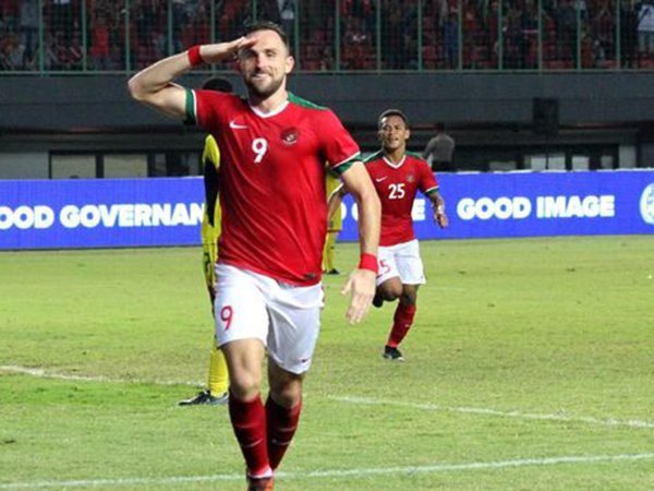 Penyerang Bali United, Ilija Spasojevic saat memperkuat timnas Indonesia