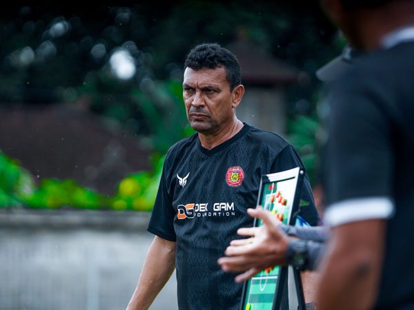 Pelatih anyar PSIS Semarang, Sergio Alexandre saat masih menukangi Persiraja Banda Aceh