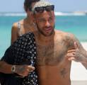 Jet Pribadinya Mendarat Darurat, Neymar Tidak Terluka