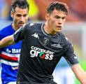 Kristjan Asllani Tolak Newcastle, Milan dan Inter Siap Battle