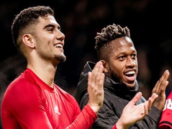 Manchester United dilaporkan sepakat melepas Andreas Pereira (kiri) ke Fulham dengan banderol sebesar 10 juta Poundsterling / via Getty Images