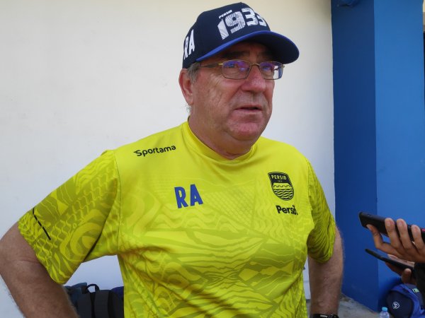 Pelatih Persib, Robert Rene Alberts
