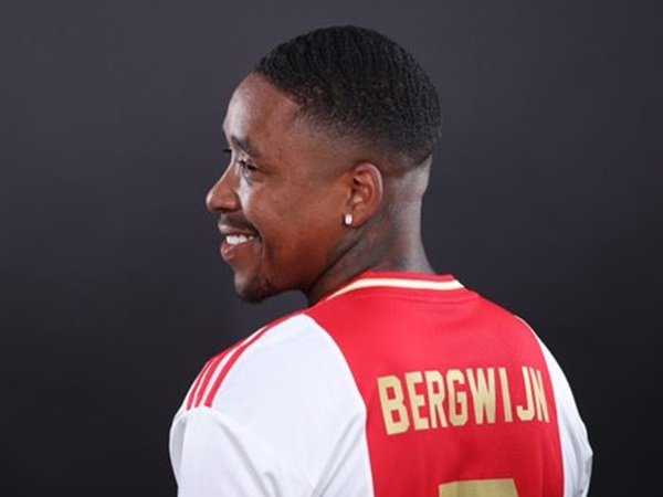 Tottenham melepas Bergwijn ke Ajax