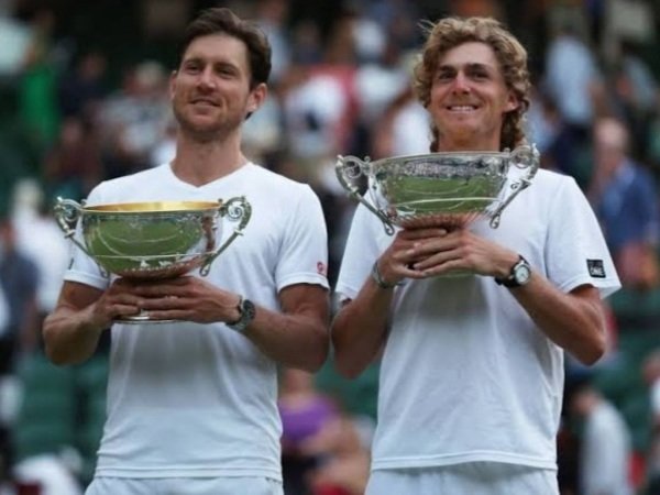 Matthew Ebden dan Max Purcell bawa pulang gelar Wimbledon